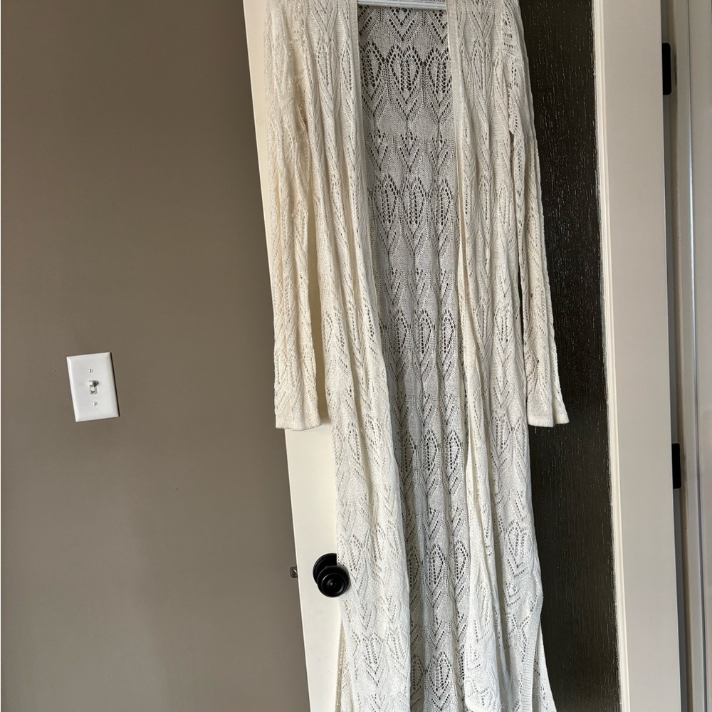 Bluivy Cream Patterned Duster Cardigan